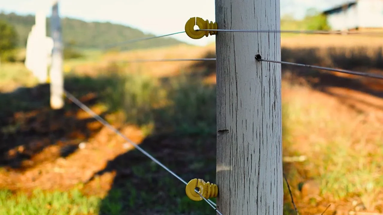 Como a Cerca de Sobreposição Pode Melhorar a Segurança e Eficiência da sua Propriedade