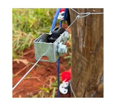 CATRACA ESTICADORA PARA ARAME COM ISOLADOR CASTANHA